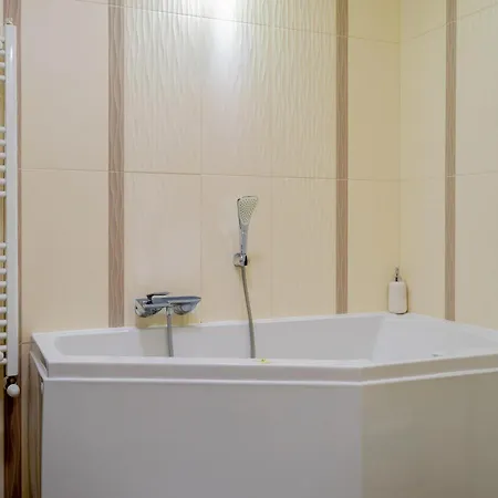 Efad Lux 2 * Budapest
