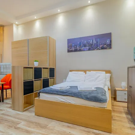 Efad Lux 2 *