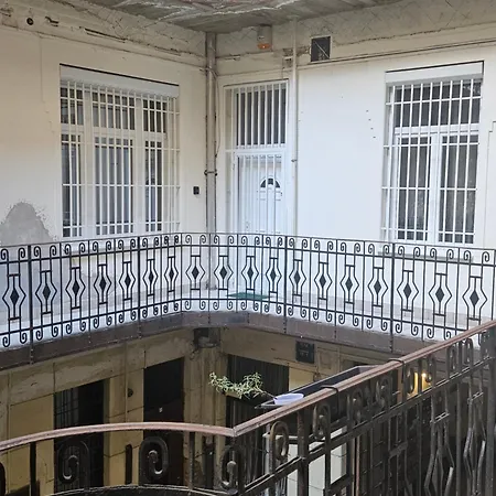 Efad Lux 2 * Budapest