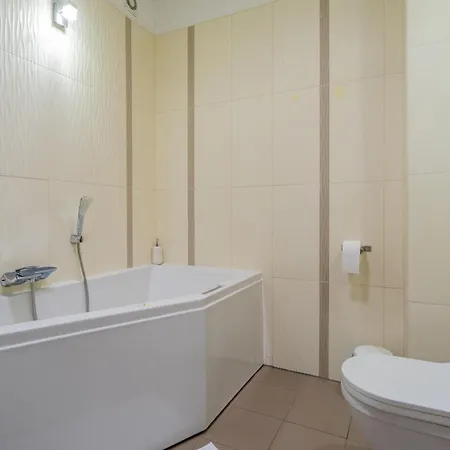 Appartement Efad Lux 2 *