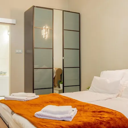 Efad Lux 2 Διαμέρισμα