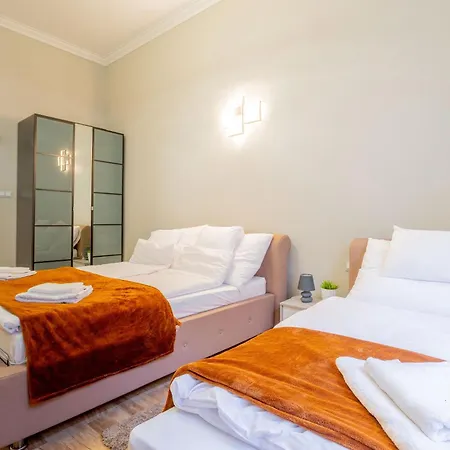Efad Lux 2 Βουδαπέστη